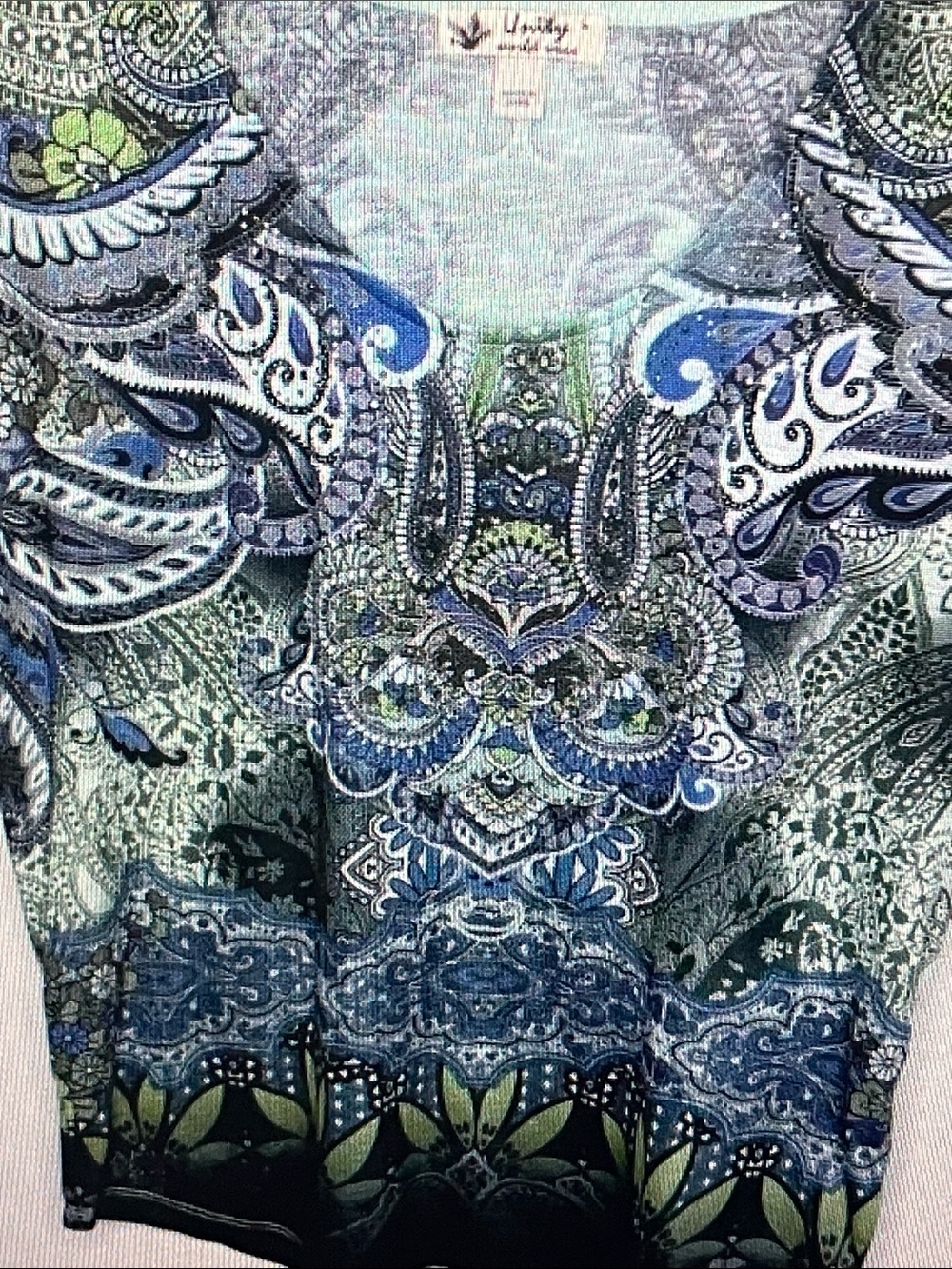Unity World Wear Paisley V-Neck Top in Blue, Green & White